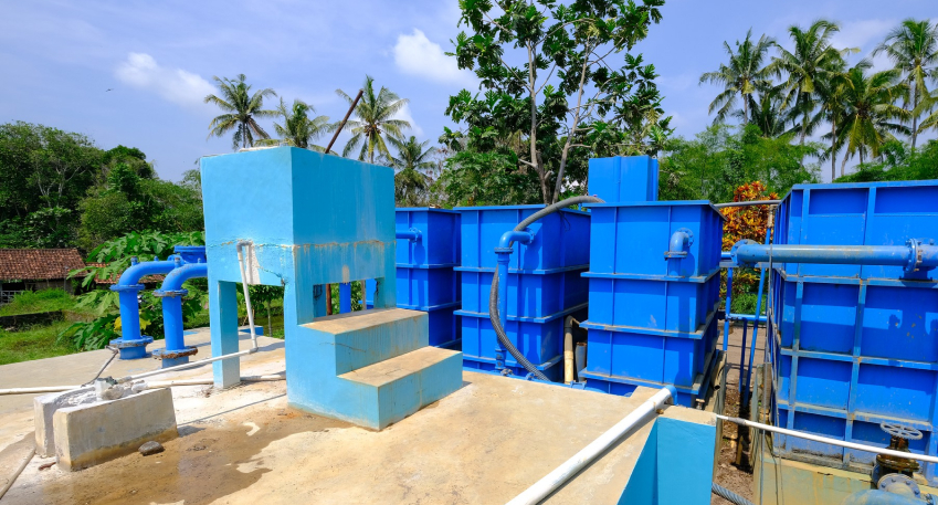 <button style="font-family: 'Inter', Sans-serif; font-size: 18px; font-weight: 600 !important; background-color: #205798; padding: 12px 24px; border-radius: 0px; color: #fff; border: none; cursor: pointer;" class="explore-button">Read More</button>